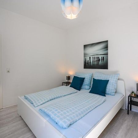 Großzügige Wohnung, TOP-Lage auf dem Werder, max 4 Personen Magdeburg Exterior foto